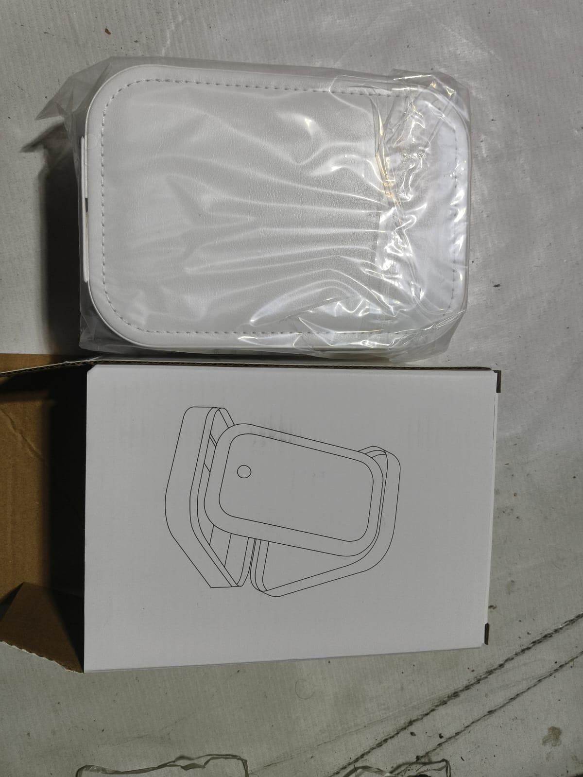 GleamVault LED Accessory Box – Elegant Storage for Your Precious Collection